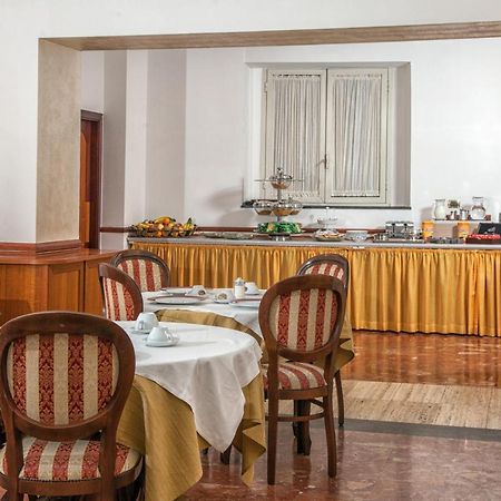 Hotel Cesare 14 Napoli Ngoại thất bức ảnh
