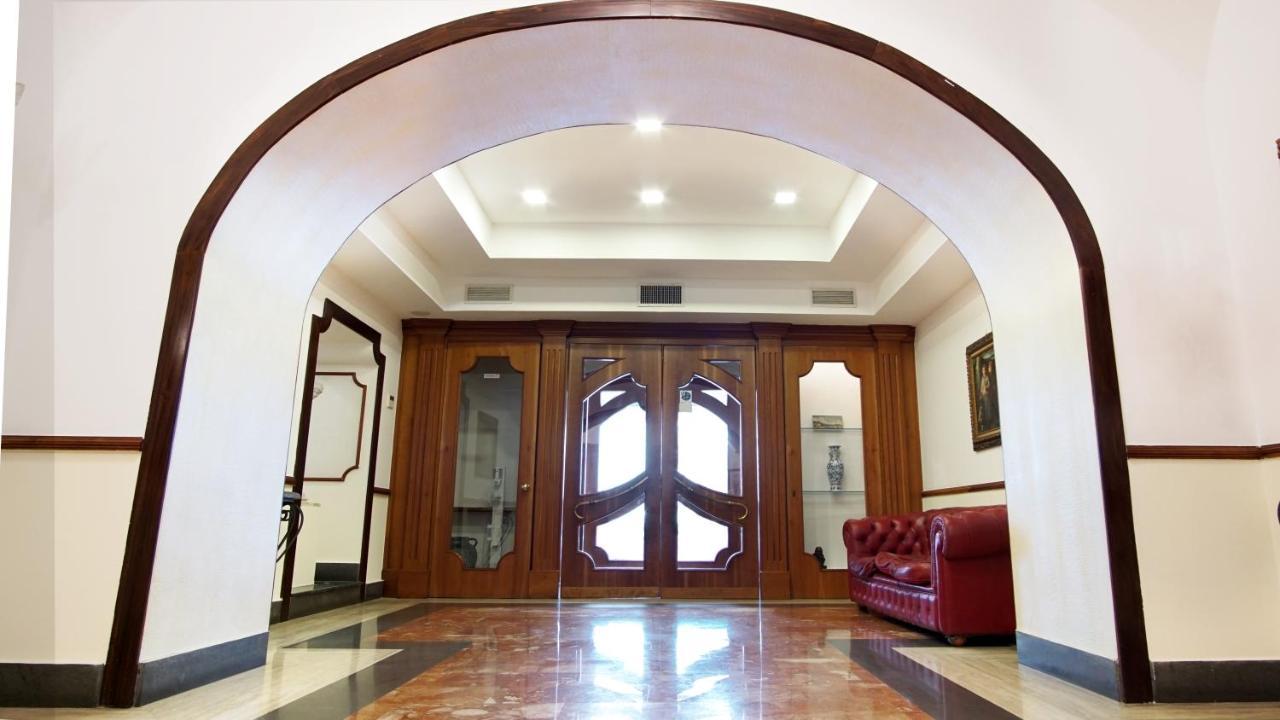 Hotel Cesare 14 Napoli Ngoại thất bức ảnh