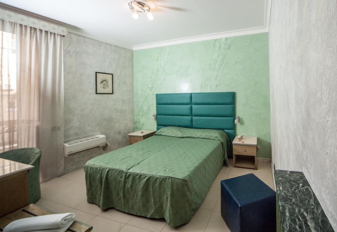 Hotel Cesare 14 Napoli Ngoại thất bức ảnh